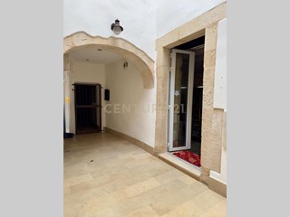 Quadrilocale in Vendita a Siracusa, 260'000&euro;, 114 m², arredato