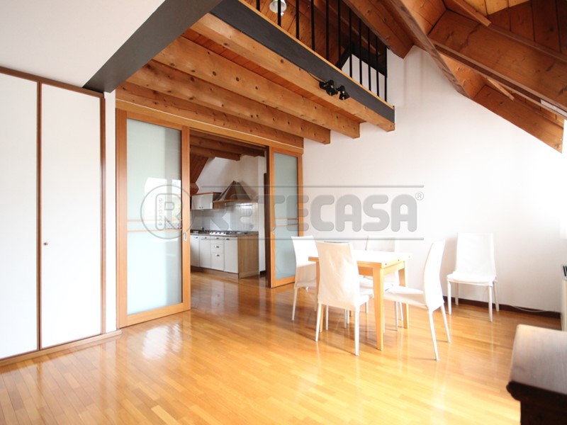 Quadrilocale in Affitto a Vicenza, 778&euro;, 84 m², arredato, con Box