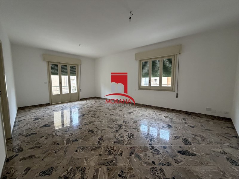 Quadrilocale in Affitto a Trapani, 500&euro;, 128 m²