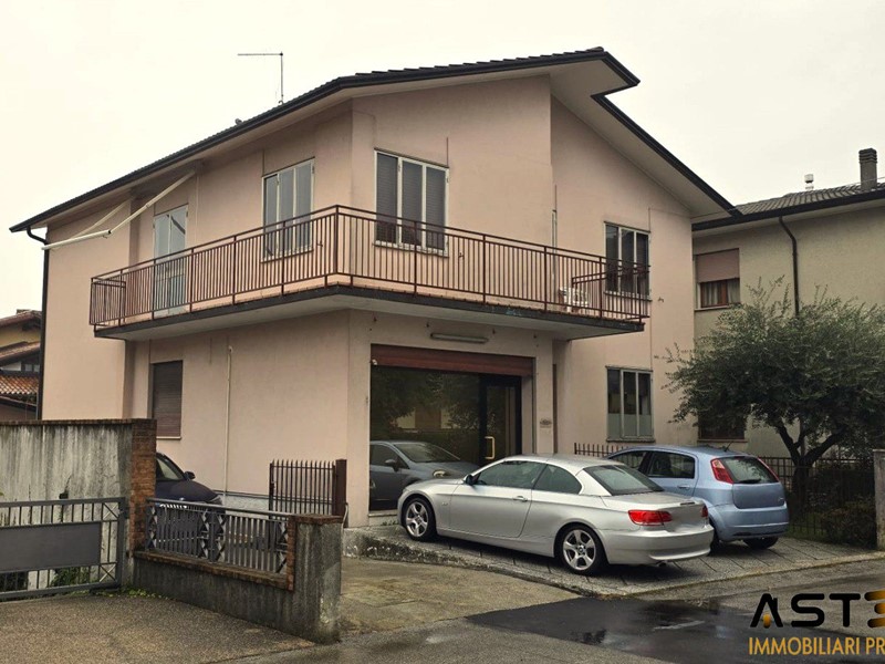 Appartamento in Vendita a Bassano del Grappa, 139'000&euro;, 