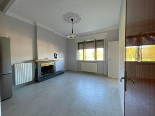 Quadrilocale in Vendita a Capannori, zona Lammari, 260'000&euro;, 106 m²