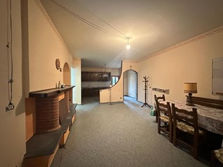 Quadrilocale in Vendita a Capannori, zona Lammari, 240'000&euro;, 106 m²
