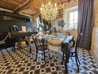 Appartamento in Vendita a Lucca, 430'000&euro;, 135 m²