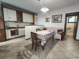 Bilocale in Vendita a Pescia, zona Ponte All'abate, 85'000&euro;, 50 m², arredato