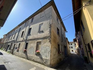 Quadrilocale in Vendita a Castelnuovo Scrivia, 17'872&euro;, 107 m²