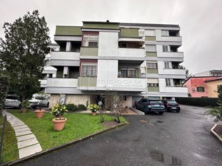 Appartamento in Vendita a Pisa, 310'000&euro;, 100 m², con Box