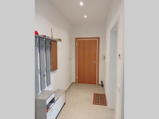 Appartamento in Vendita a Camaiore, zona Lido di Camaiore, 350'000&euro;, 90 m², arredato