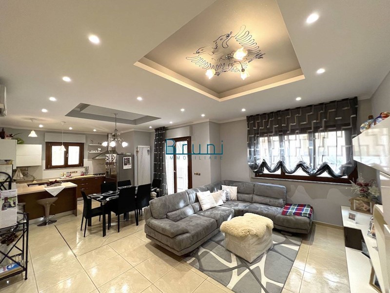 Trilocale in Vendita a San Benedetto del Tronto, 290'000&euro;, 103 m²