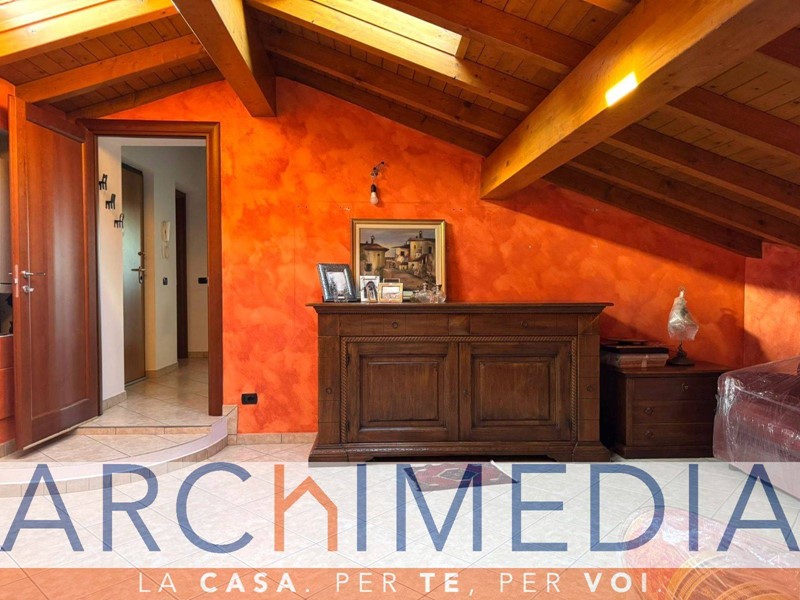 Bilocale in Vendita a Malnate, 89'000&euro;, 80 m²