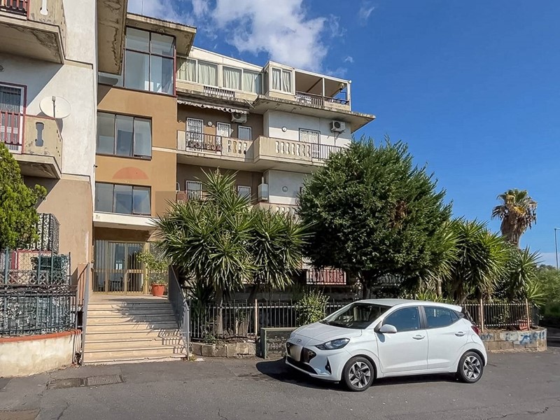 Trilocale in Vendita a Catania, 164'000&euro;, 102 m²