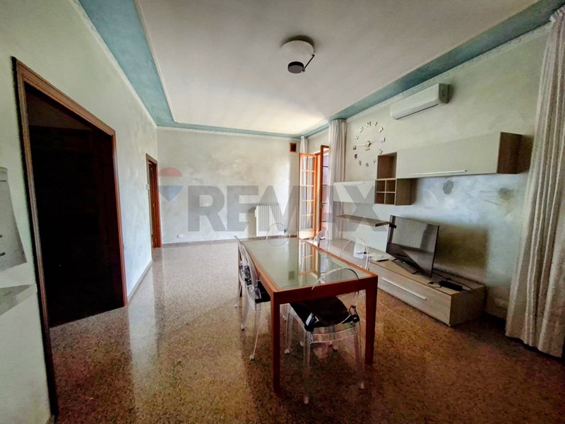 Appartamento in Affitto a Castelbellino, 800&euro;, 120 m²