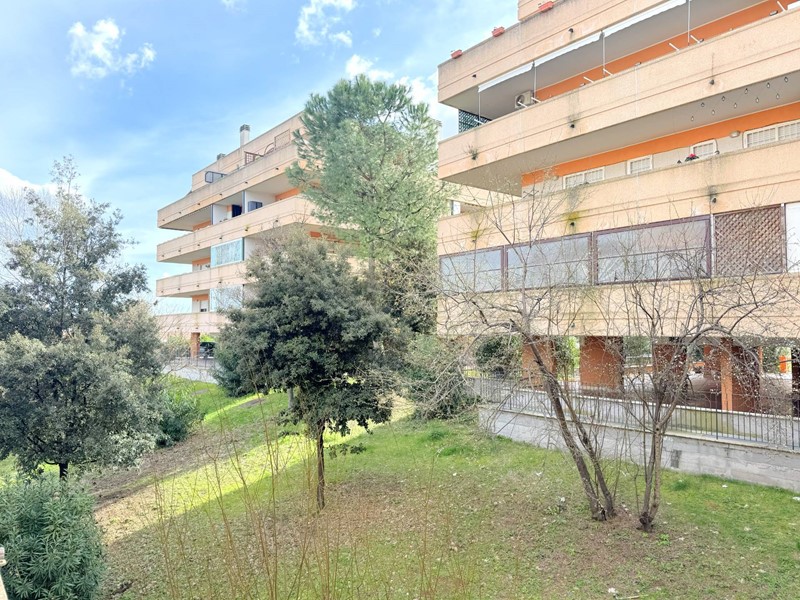 Bilocale in Vendita a Roma, 99'000&euro;, 38 m²