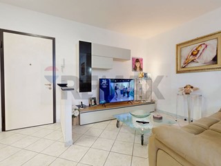 Appartamento in Vendita a Viareggio, 300'000&euro;, 92 m²