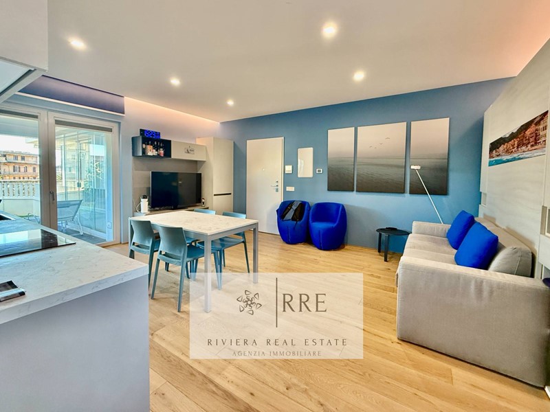 Bilocale in Vendita a Alassio, 485'000&euro;, 75 m²