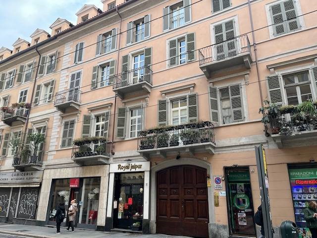 Appartamento in Vendita a Torino, 649'000&euro;, 130 m²