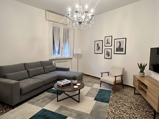 Bilocale in Vendita a Parma, 100'000&euro;, 57 m²