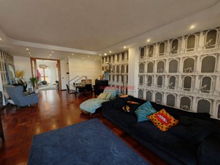 Appartamento in Vendita a Ragusa, 250'000&euro;, 166 m²