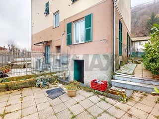 Quadrilocale in Vendita a Savignone, 89'000&euro;, 101 m²