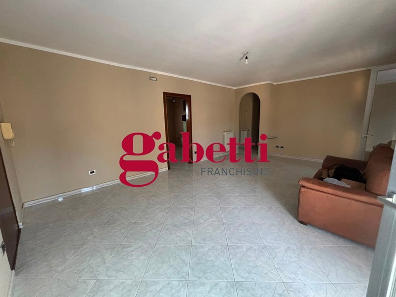 Appartamento in Vendita a Caserta, 189'000&euro;, 136 m²