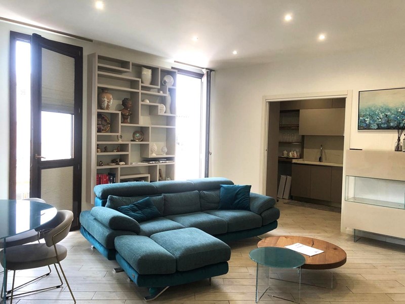 Quadrilocale in Affitto a Palermo, 1'750&euro;, 120 m², arredato