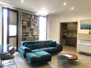 Quadrilocale in Affitto a Palermo, 1'750&euro;, 120 m², arredato