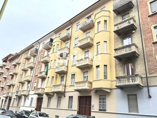 Trilocale in Vendita a Torino, 123'000&euro;, 65 m²
