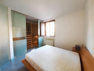 Bilocale in Vendita a Olgiate Olona, 135'000&euro;, 65 m², arredato, con Box