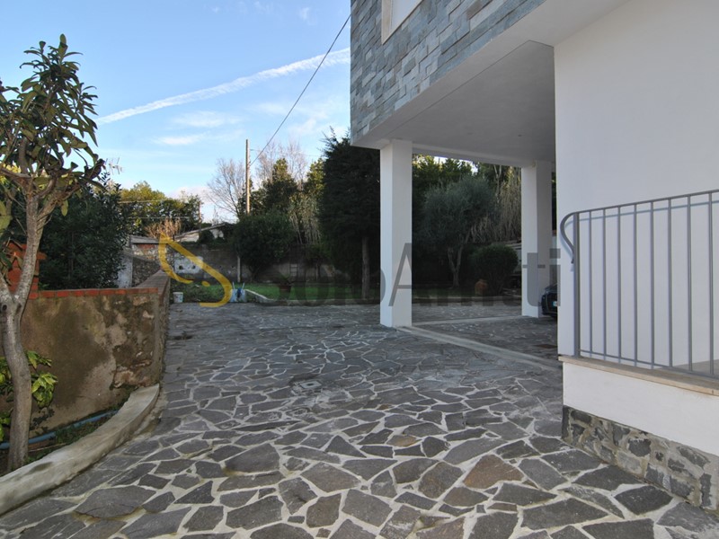 Appartamento in Affitto a Livorno, zona Montenero Basso, 1'500&euro;, 122 m²