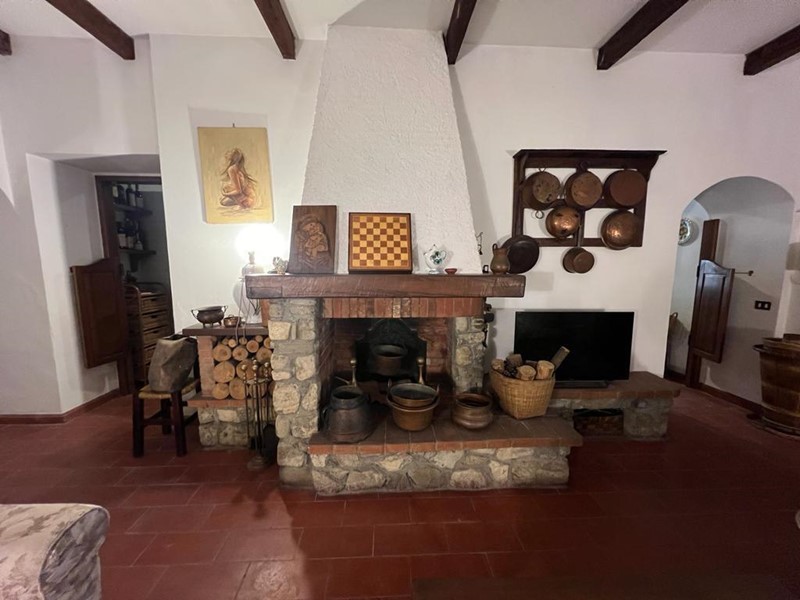 Quadrilocale in Vendita a Firenze, zona Peretola, 470'000&euro;, 125 m²