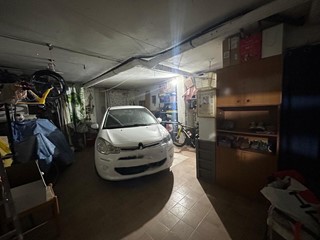 Appartamento in Vendita a Parma, 155'000&euro;, 120 m²