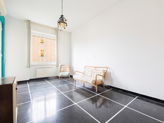 Appartamento in Vendita a Genova, zona Quinto, 287'000&euro;, 96 m²