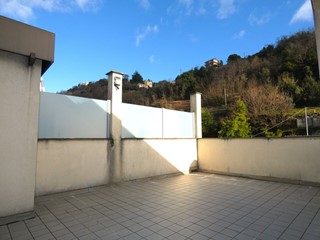 Appartamento in Vendita a Genova, zona Sestri Ponente, 230'000&euro;, 96 m², con Box