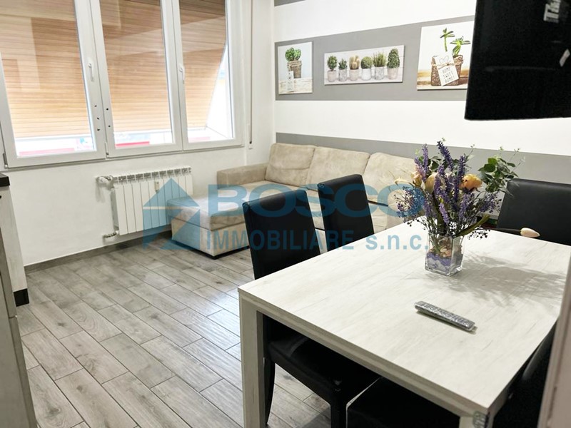 Trilocale in Vendita a La Spezia, zona Nord, 150'000&euro;, 75 m², arredato