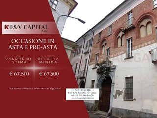 Quadrilocale in Vendita a Moncalieri, 67'500&euro;, 117 m²