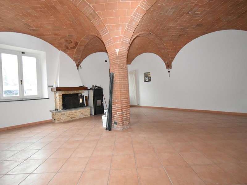 Quadrilocale in Vendita a San Giuliano Terme, zona Pappiana, 280'000&euro;, 187 m², con Box