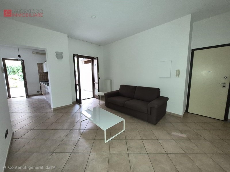 Trilocale in Affitto a Lecce, 730&euro;, 93 m², arredato, con Box