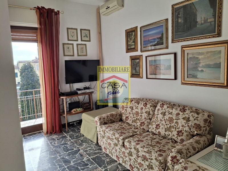Quadrilocale in Vendita a Cascina, zona Casciavola, 180'000&euro;, 110 m²