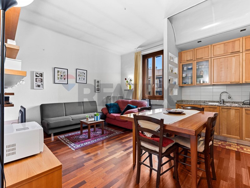 Trilocale in Vendita a Milano, 472'000&euro;, 94 m²