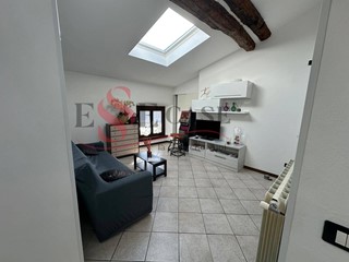 Trilocale in Vendita a Alzano Lombardo, 180'000&euro;, 87 m²