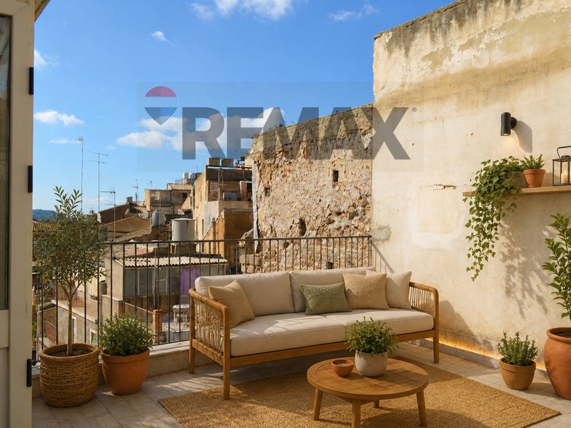 Appartamento in Vendita a Caltagirone, 15'000&euro;, 124 m²
