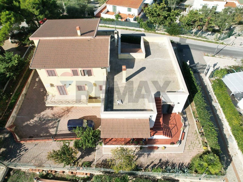 Appartamento in Vendita a Vieste, 310'000&euro;, 141 m²