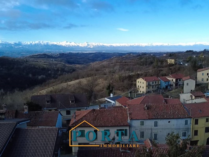 Quadrilocale in Vendita a Murazzano, 89'000&euro;, 132 m²