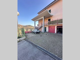 Appartamento in Vendita a Genova, 195'000&euro;, 95 m²
