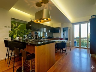 Quadrilocale in Vendita a Cusano Milanino, 339'000&euro;, 140 m²