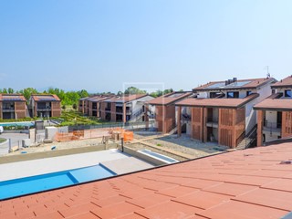 Trilocale in Vendita a Peschiera del Garda, 484'000&euro;, 111 m²