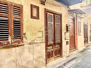 Trilocale in Vendita a Carini, 16'000&euro;, 45 m²