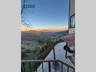 Quadrilocale in Vendita a Perugia, 218'000&euro;, 140 m²