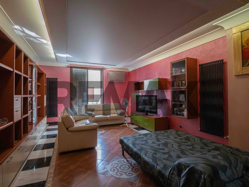Quadrilocale in Vendita a Siracusa, 87'000&euro;, 118 m²