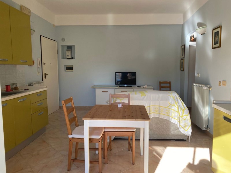 Trilocale in Vendita a Brindisi, 72'000&euro;, 55 m², arredato