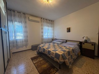 Appartamento in Vendita a Adria, 95'000&euro;, 140 m², con Box